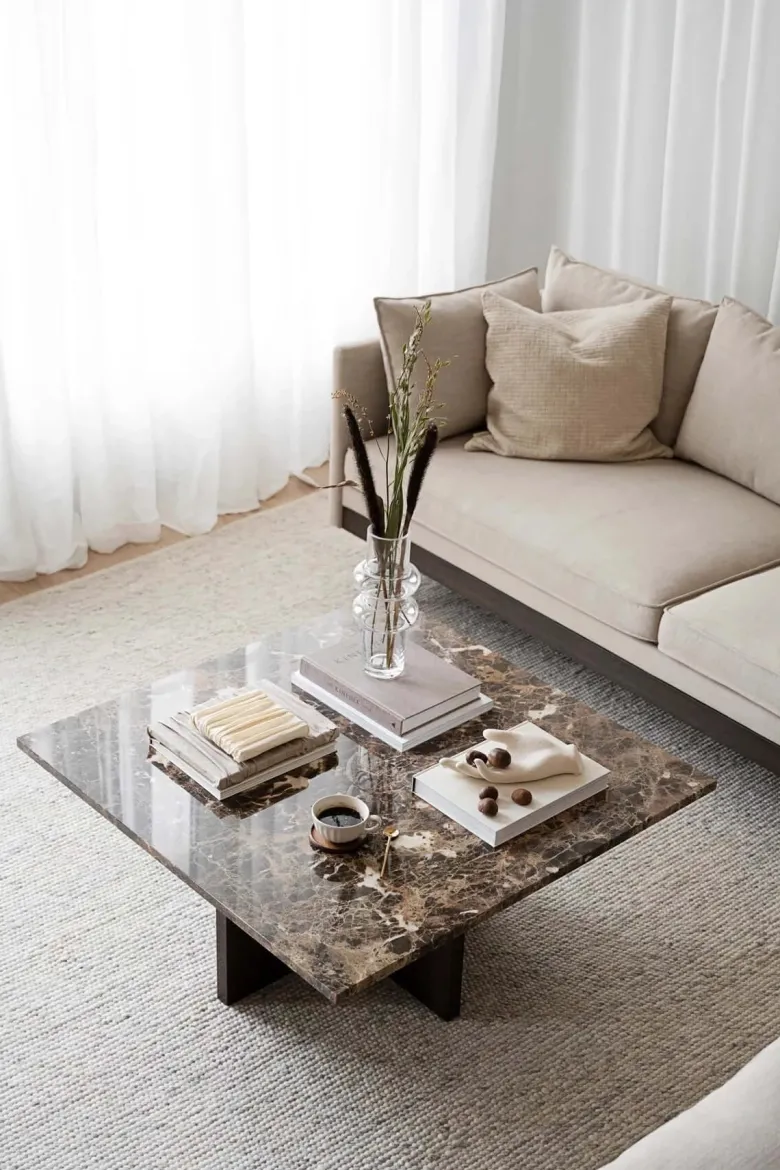 BROOKSVILLE SOFFBORD KVADRATISKT BRUN MARMOR