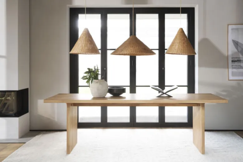 Emmett matbord 240 ek